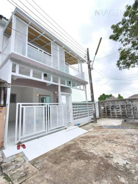 📌 ขายทาวน์เฮาส์ โครงการ นันทิชาโครงการ 3/8 2 ชั้น 4 ห้องนอน 3 ห้องน้ำ