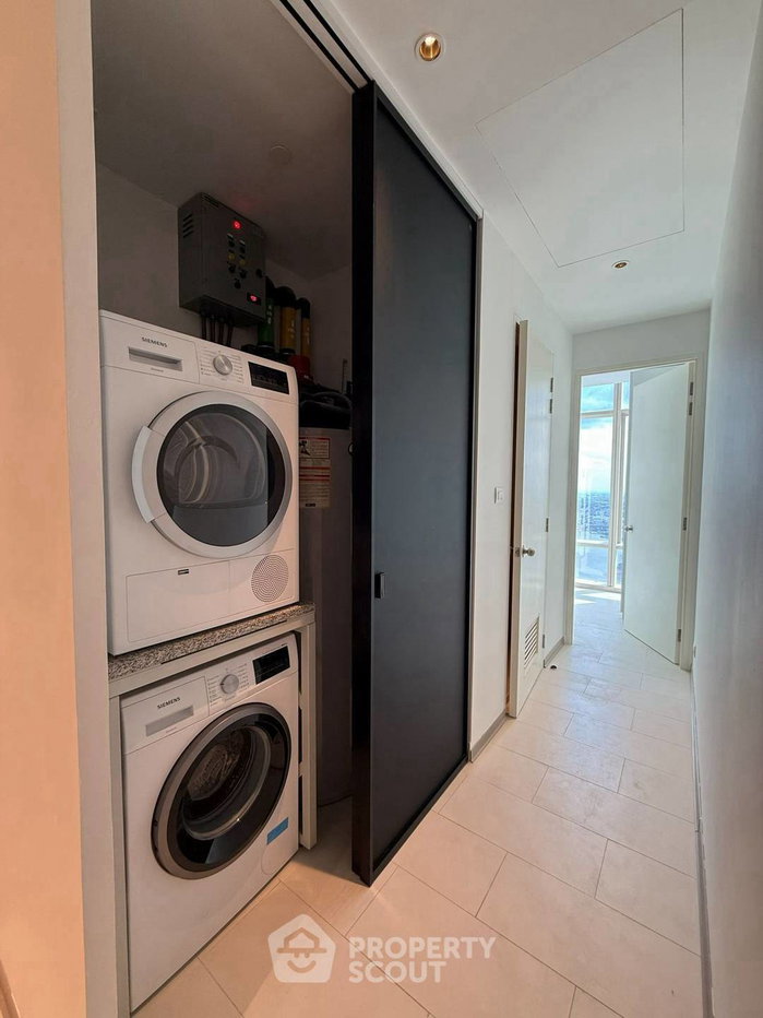 รูป คอนโด 4 ห้องนอน 360 ตร.ม. ชั้น 50 เลี้ยงสัตว์ได้ Four Seasons Private Residences Bangkok ใกล้ BTS สะพานตากสิน (ID 3182103) - รูปที่ 18/19