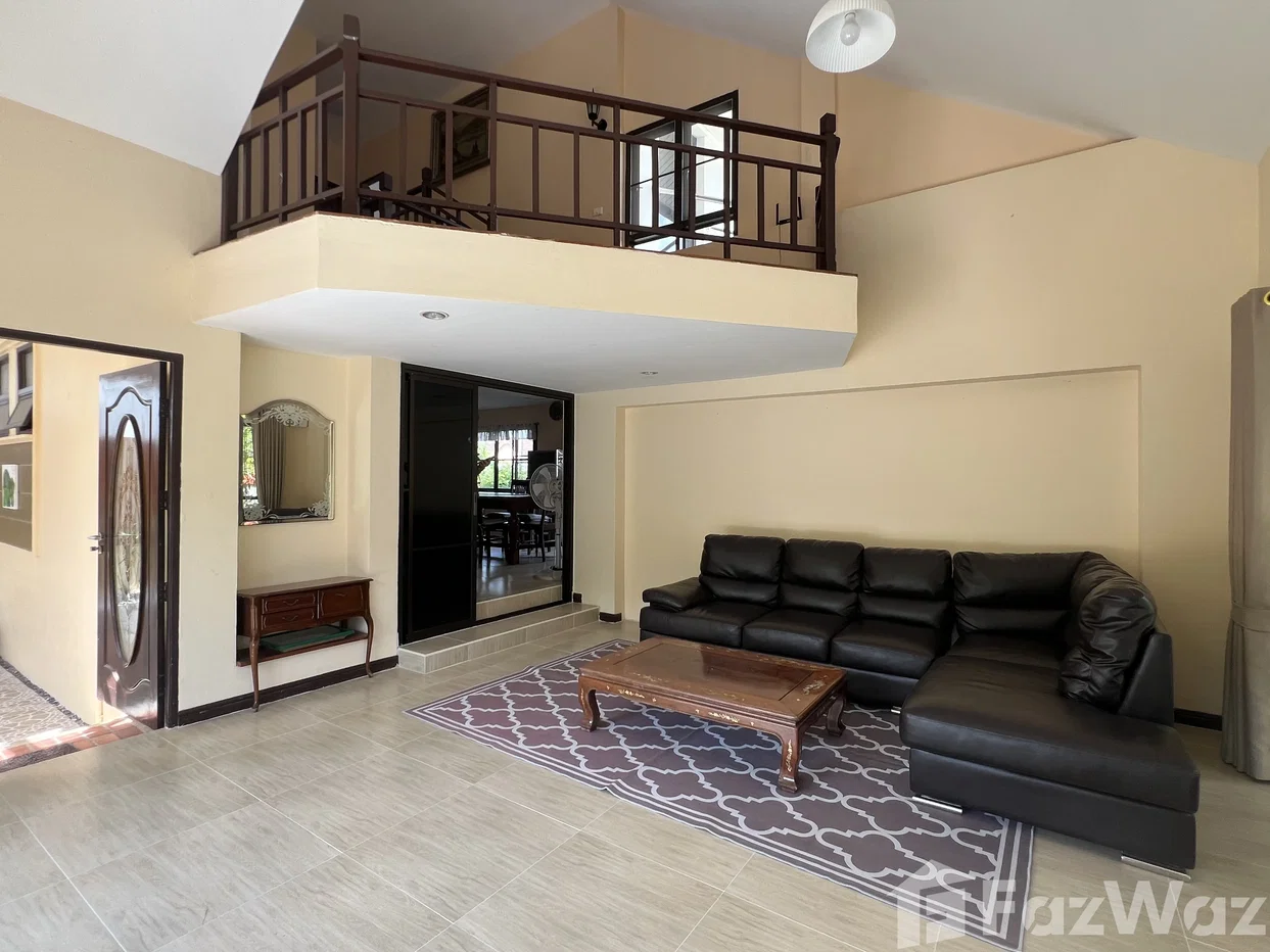 picture Spacious 3-Bedroom villa with Private Pool & wide Garden 6660636 - 4/32
