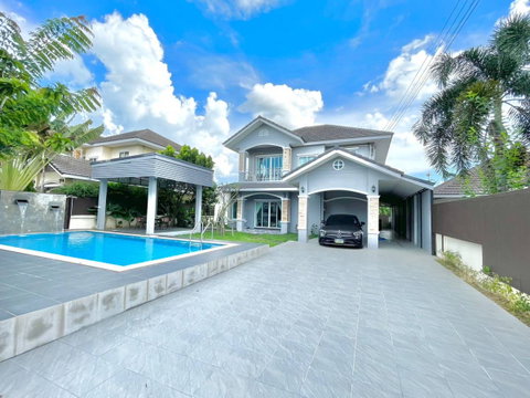 🏡✨ For Rent: Spacious 2-Storey Pool Villa in a Residential Community ✨🏡 A5-V0034