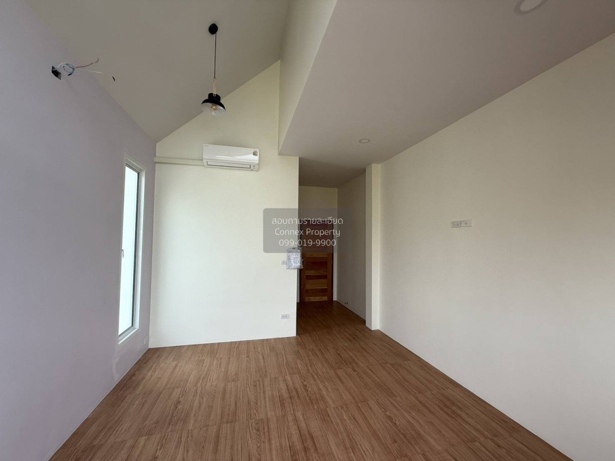 รูป ขายบ้าน  เพชรกาญจนา ตะเคียนเตี้ย บางละมุง ชลบุรี CX-155063 ✅ ทักไลน์ @connexproperty ตอบทันที ทีมงานมืออาชีพ ✅ - รูปที่ 9/12
