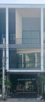 📌 For Sell Town house NALIN GRAND AVENUE WONGWAEN-RAMA 9 3-story 3 bedroom 4 bathroom