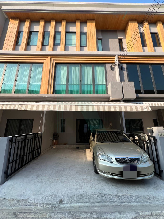 รูป 📌 ให้เช่าทาวน์เฮาส์ 3 ชั้น ไอเจ้นท์ พรีเมียม ทาวน์โฮม พัฒนาการ 4 ห้องนอน 4 ห้องน้ำ - รูปที่ 1/8