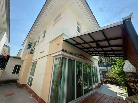 ขายบ้านเดี่ยว โครงการ บางกอกบูเลอวาร์ด รัชดา - รามอินทรา 2 ชั้น 4 ห้องนอน 5 ห้องน้ำ