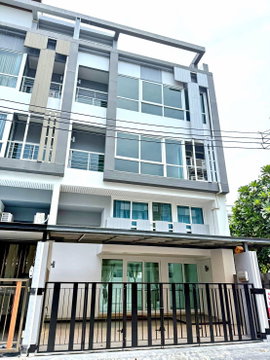 HK0381, Townhome for rent and sale 3 Br., Lat Phrao.
