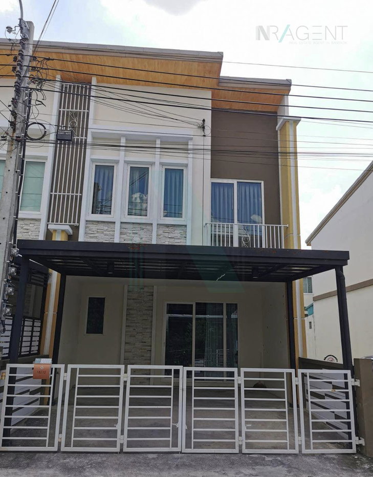 รูป 📌 ขายทาวน์เฮาส์ โครงการ โกลเด้น ทาวน์ บางนา-กิ่งแก้ว 2 ชั้น 4 ห้องนอน 3 ห้องน้ำ - รูปที่ 1/8