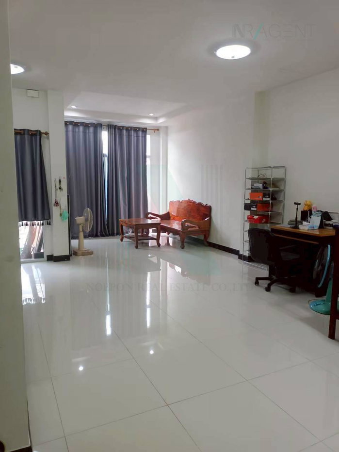 รูป 📌 ขายทาวน์โฮม โครงการ นครทอง โคโลนี่ ศรีนครินทร์ 2 ชั้น 3 ห้องนอน 2 ห้องน้ำ - รูปที่ 3/8