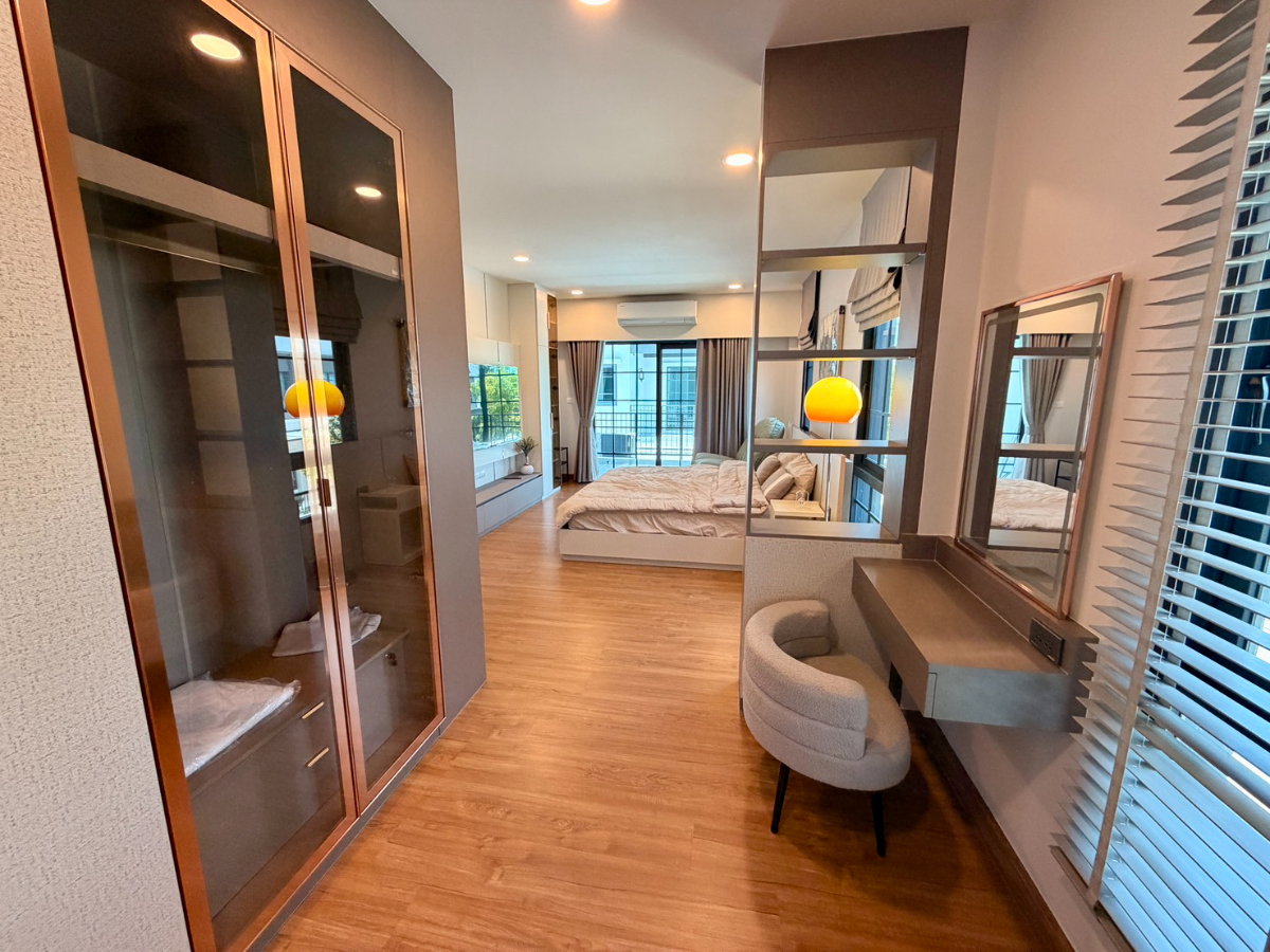 picture Modern Luxury House 4 bedrooms for Rent | Centro Bangna - 11/26