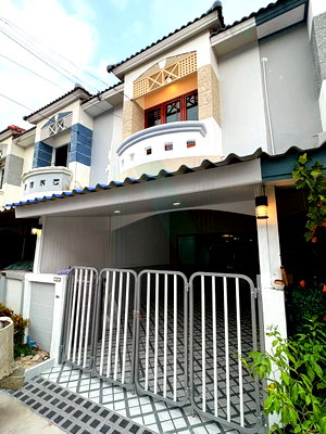 Townhouses for sale : 📌 For Sell Town house PIYAWARAROM 1 2-story 3 bedroom 2 bathroom