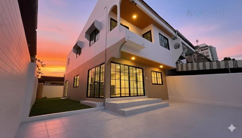 📌 For Sell Town house THAVORNNIWET 1 2-story 4 bedroom 3 bathroom