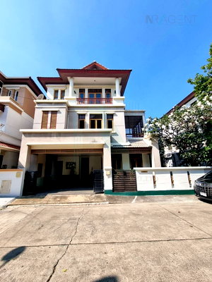 Houses for rent Bangkok : 📌 For Rent 3-story House AREEYA CASA ONNUT 4 bedroom 4 bathroom