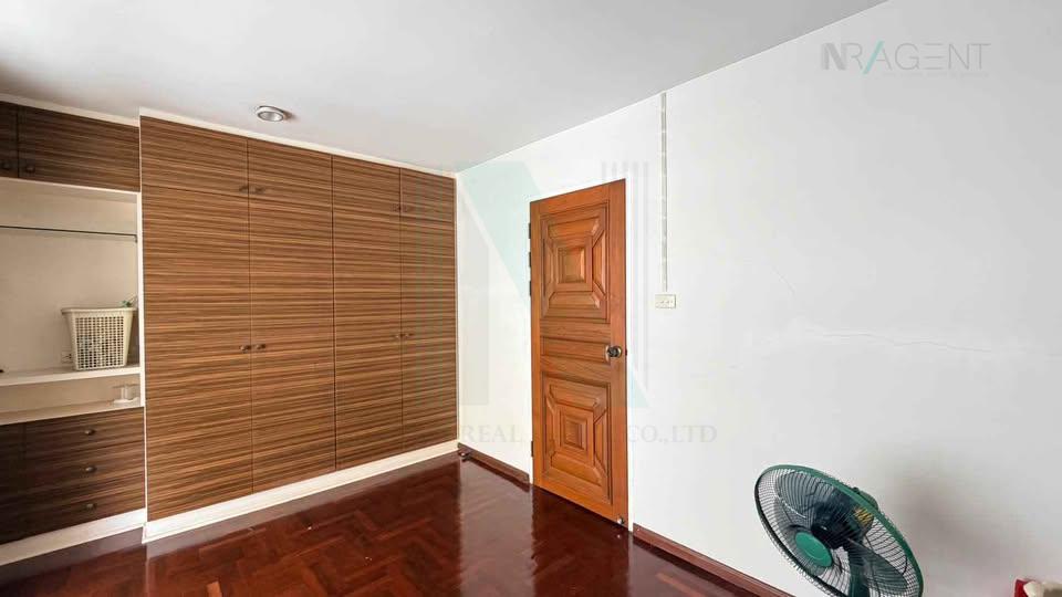 รูป 📌 ขายทาวน์เฮาส์ โครงการ ศุภาลัย วิลล์ รัชดาภิเษก 32 3 ชั้น 4 ห้องนอน 3 ห้องน้ำ - รูปที่ 7/8