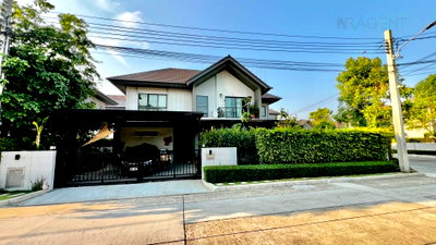 บ้านเดี่ยว โรงเรียนนานาชาติสิงคโปร์นนทบุรี (เอสไอเอสบี วิทยาเขตนนทบุรี) : 📌 ขายบ้านเดี่ยว โครงการ เวนิว โฟลว์ แจ้งวัฒนะ 2 ชั้น 4 ห้องนอน 3 ห้องน้ำ