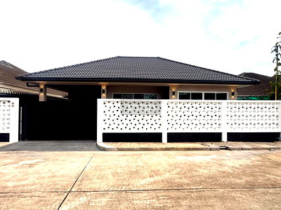 Houses for sale : For Sale House , Areeya Villa - Pattaya , Nong Prue , Bang Lamung , Chon Buri , CX-162824 ✅ Live chat with us ADD LINE @connexproperty ✅