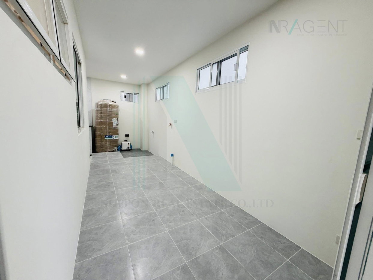 รูป 📌 ขายบ้านแฝด กรูฟวิลล์ บางนา 2 ชั้น 3 ห้องนอน 3 ห้องน้ำ - รูปที่ 6/8