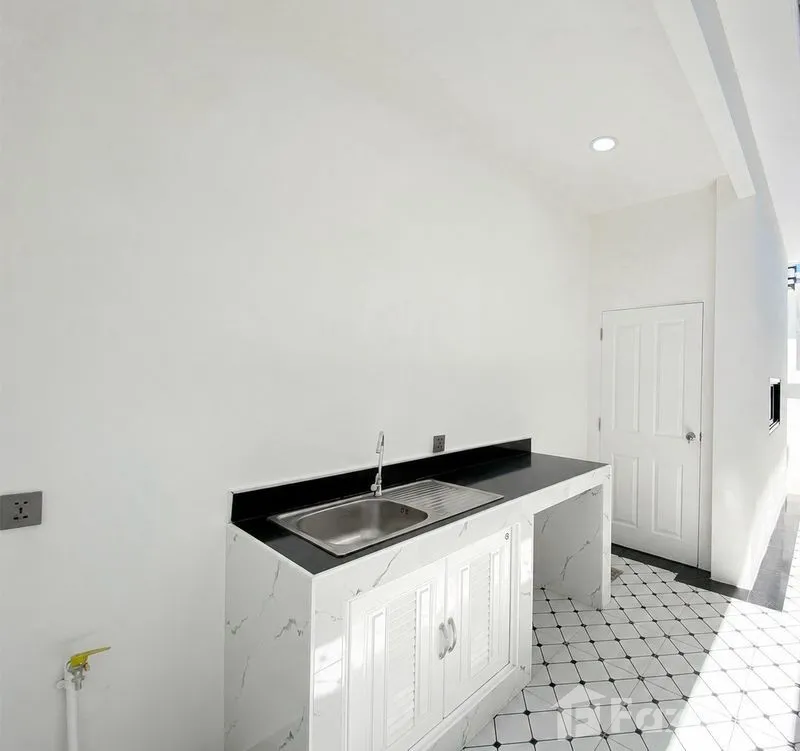 picture New Grand Town Home II 6664758 - 8/21