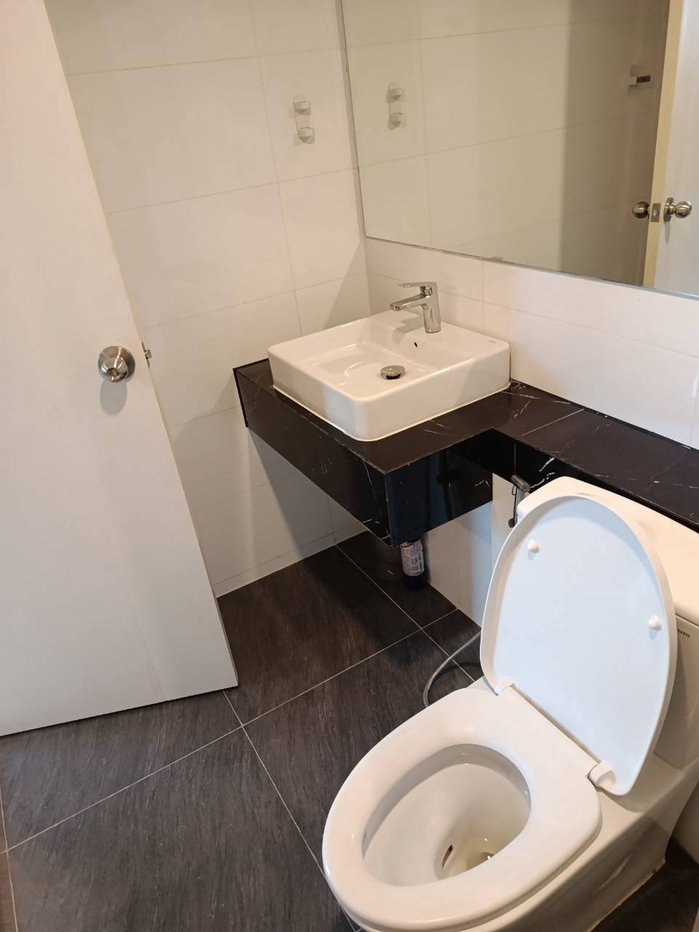 picture Condo for RENT : Knightsbridge Space Rama 9   𝐒𝐢𝐳𝐞 : 41 sqm. Duplex 1 Bed 1 Bath / City View /Corner room  𝐅𝐥𝐨𝐨𝐫 : 20th  ✅Fully furnished - 17/18