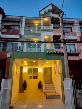 📌 ขายทาวน์โฮม โครงการ บ้านธนกาญจน์ 3 ชั้น 3 ห้องนอน 3 ห้องน้ำ