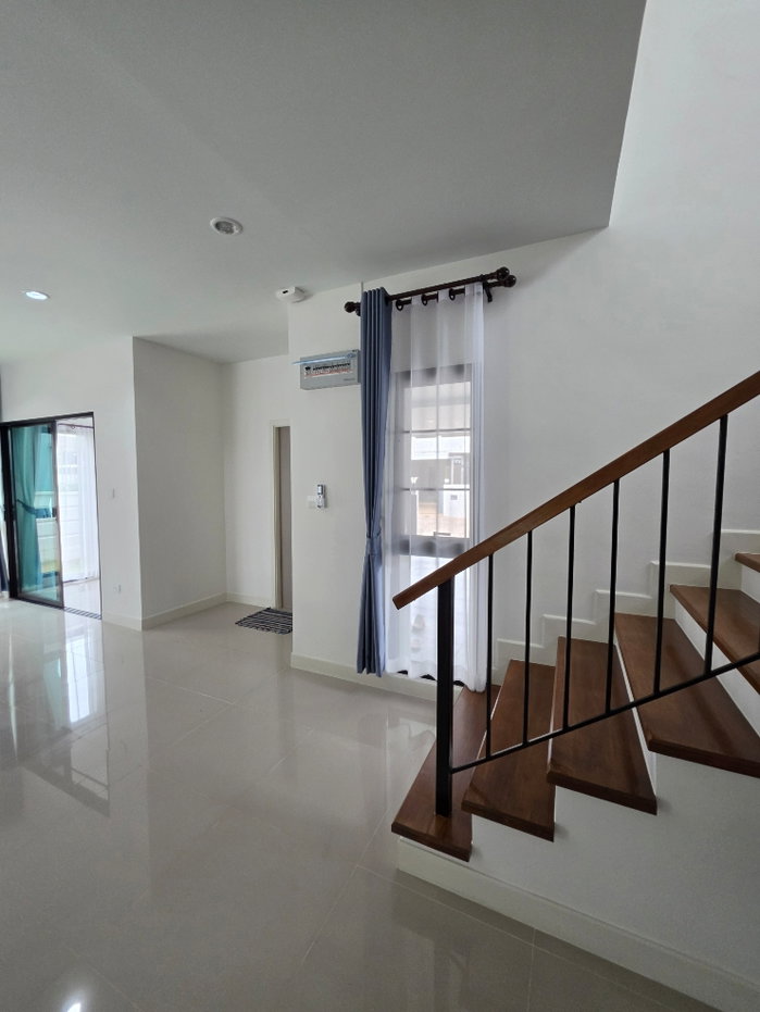 รูป บ้านใหม่ ในโครงการใหม่ 4ห้องนอน มีอ่างอาบน้ำ - รูปที่ 25/33