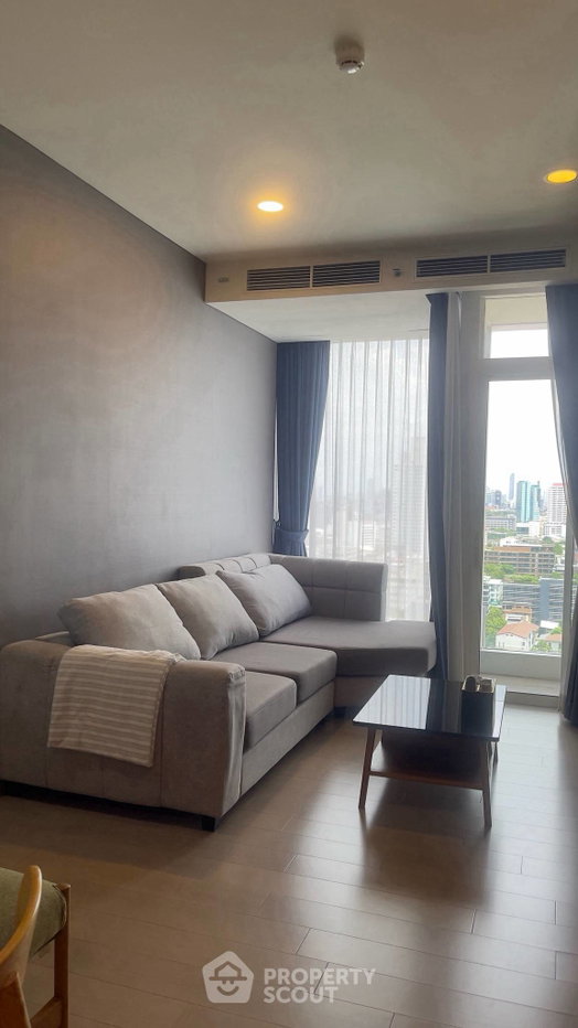 picture 19th-Floor 2-BR Siamese Exclusive 42, 300m To BTS Ekkamai (ID 3182129) - 8/19