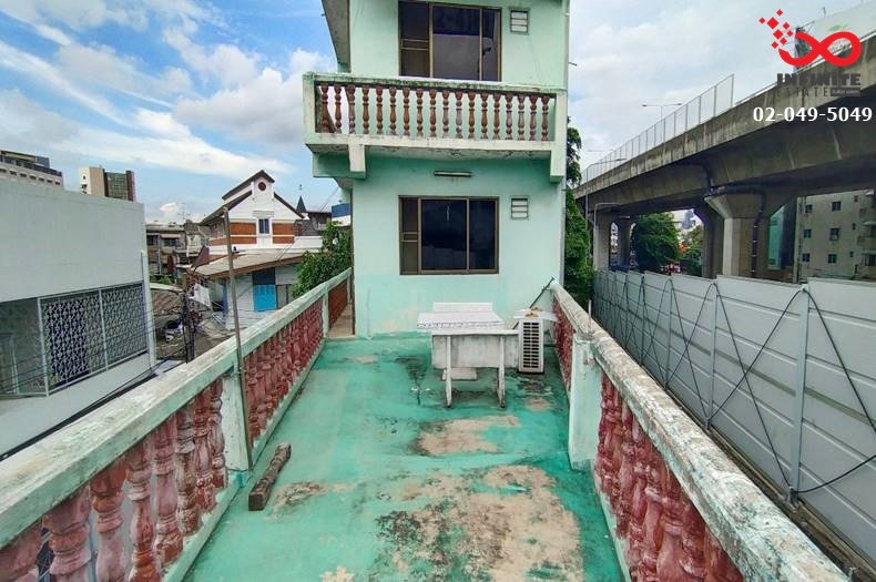 รูป ขายอาคารพาณิชย์ 4 ชั้น 22 ตร.ว. พระราม 4 ตรอกฉลองกรุง บางรัก ใกล้ MRT หัวลำโพง  - รูปที่ 9/11