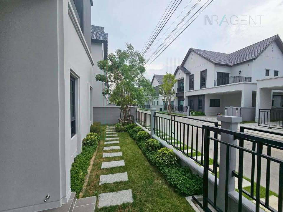 รูป 📌 ขายบ้านเดี่ยว โครงการ เซนโทร บางนา 2 ชั้น 4 ห้องนอน 4 ห้องน้ำ - รูปที่ 2/8