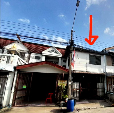 ทาวน์โฮม ถนนลำลูกกา : ขายด่วน ทาวน์เฮ้าส์ หมู่บ้านรุ่งเรืองเฮ้าส์ พหลโยธิน54
