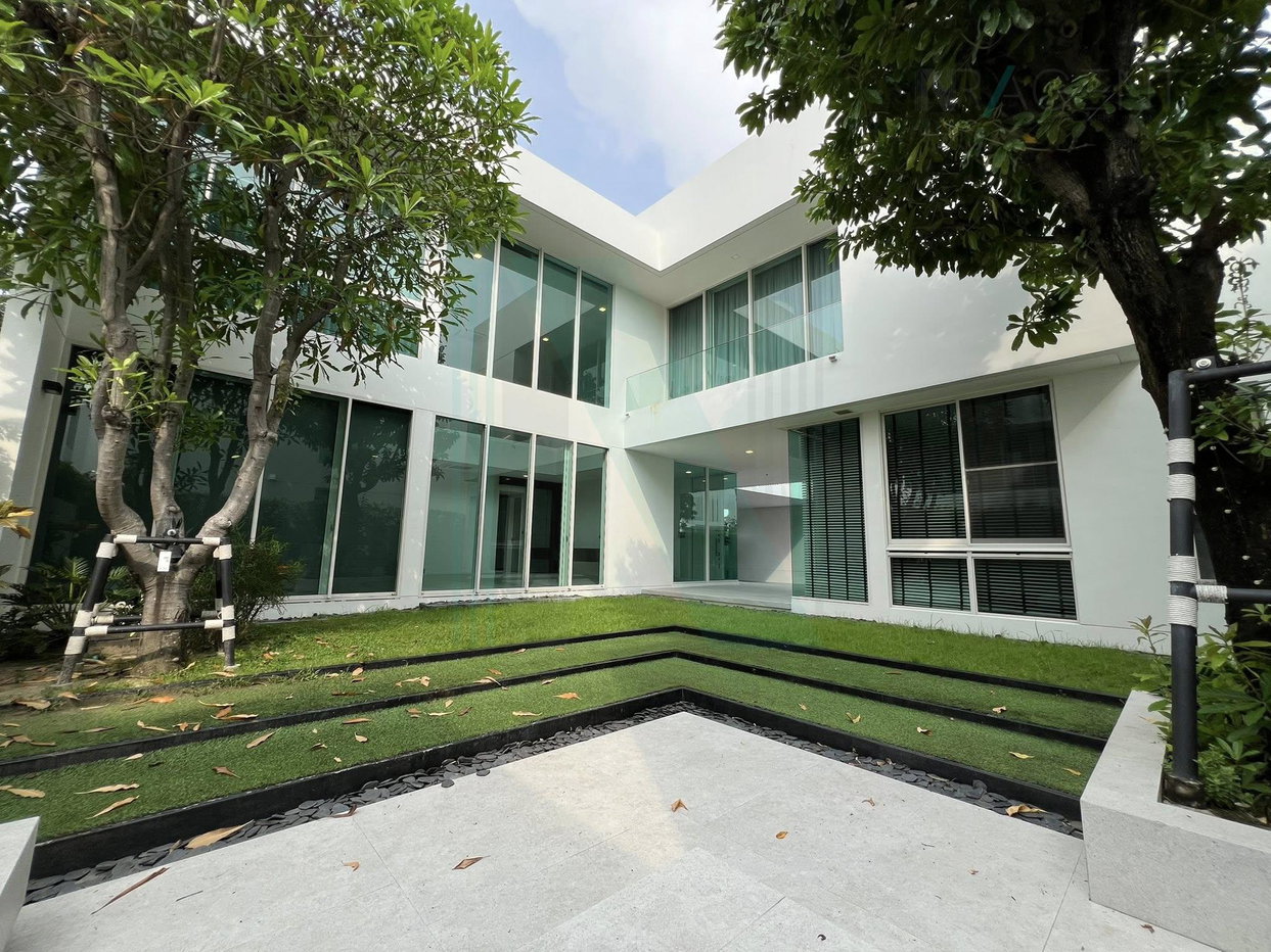 รูป 📌 ขายบ้านเดี่ยว โครงการ วีเว่ บางนา กม. 7 2 ชั้น 4 ห้องนอน 5 ห้องน้ำ - รูปที่ 2/8