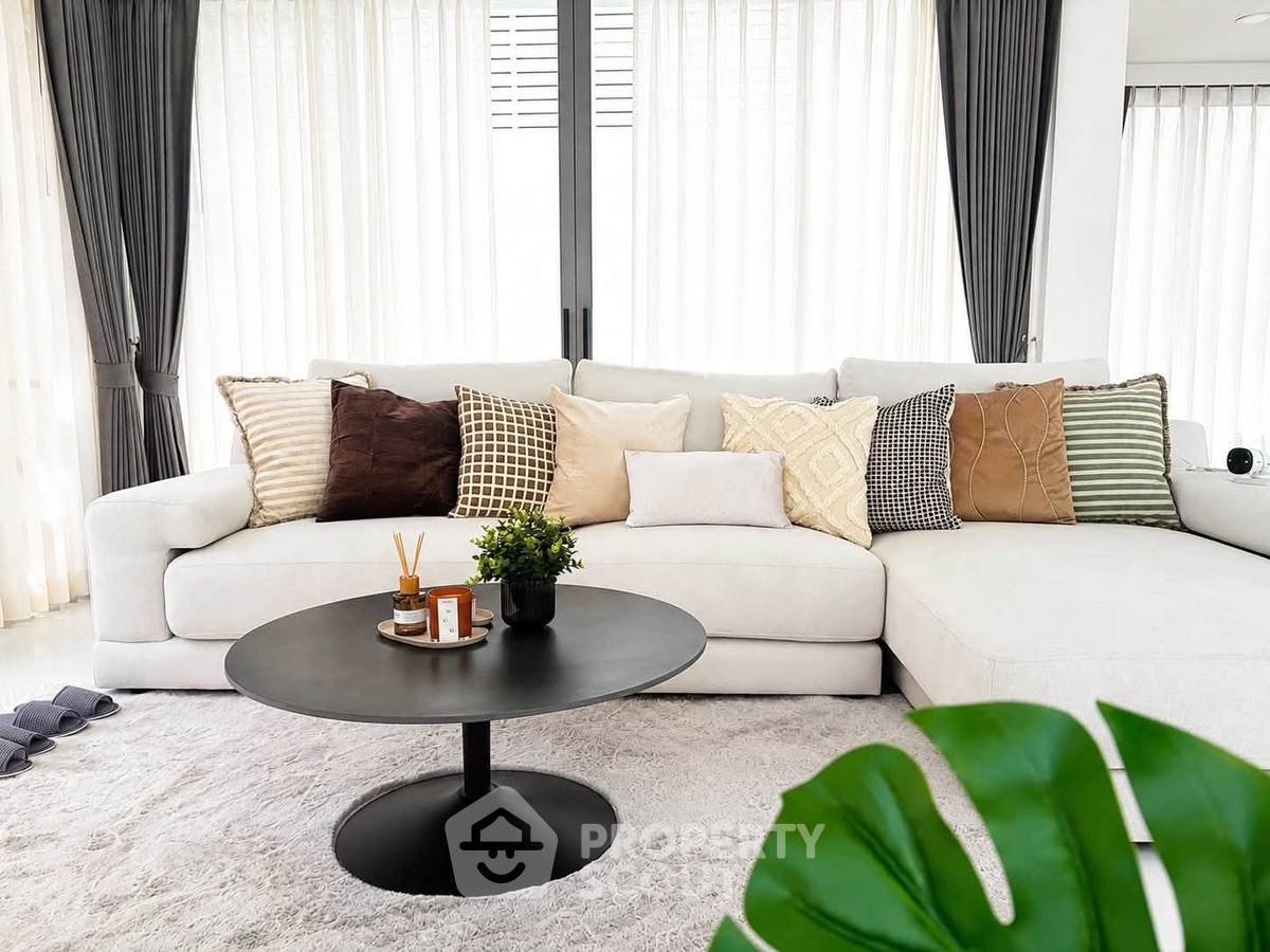 picture 322 Sqm 3-Bedroom Villa For Sale In Palai Chalong Phuket (ID 3182924) - 16/30