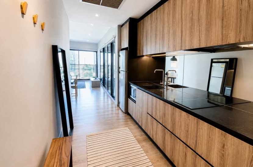 picture Noble Remix, experience a corner room with an open atmosphere. decorated in Modern style, 1 bedroom, 1 bathroom, ready to move in. - 5/8