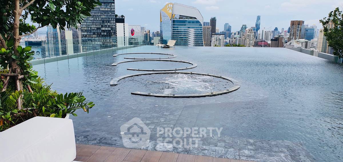 picture 1-BR Life One Wireless For Sale Near BTS Phloen Chit (ID 3179701) - 6/27