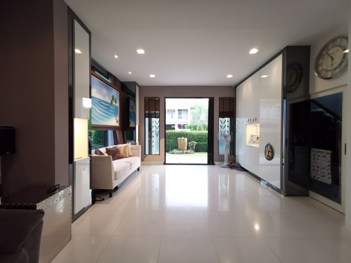 picture sss206 For Sale: Detached House, Perfect Place Sukhumvit 77 - Suvarnabhumi Masterpiece - 12/20