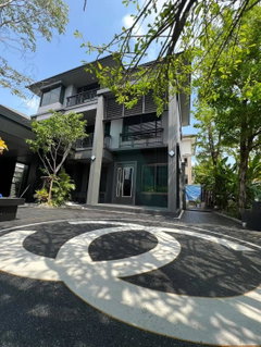 📌 ขายบ้านเดี่ยว โครงการ เดอะ แพลนท์ เอลิท พัฒนาการ 3 ชั้น 7 ห้องนอน 7 ห้องน้ำ