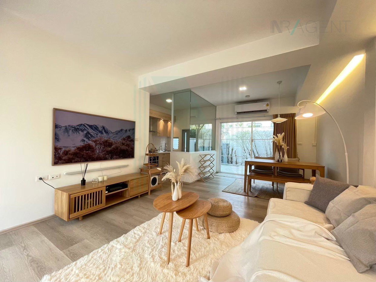 picture 📌 For Sell Town house INDY BANGNA-RAMKHAMHAENG 2 2-story 3 bedroom 3 bathroom - 1/8