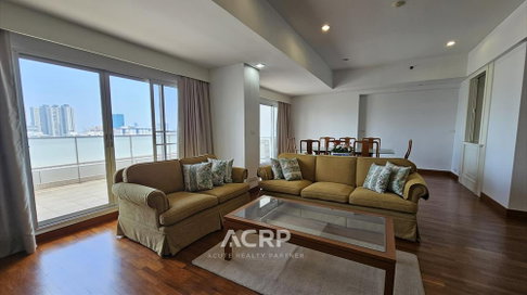 Rent Baan Nonsi condo, ready to move in, near the city center