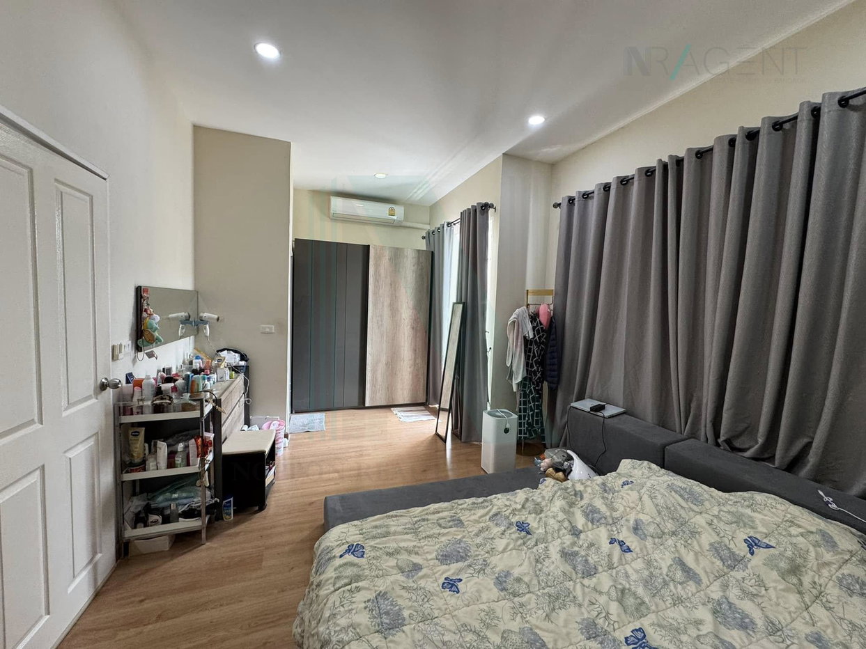 รูป 📌 ขายทาวน์เฮาส์ โครงการ โกลเด้น ทาวน์ เกษตร - นวมินทร์ 2 ชั้น 4 ห้องนอน 3 ห้องน้ำ - รูปที่ 6/8