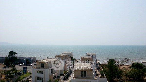 picture Spacious 2-BR 148 Sqm At La Royale Beach Condo Pattaya (ID 1556610) - 13/15