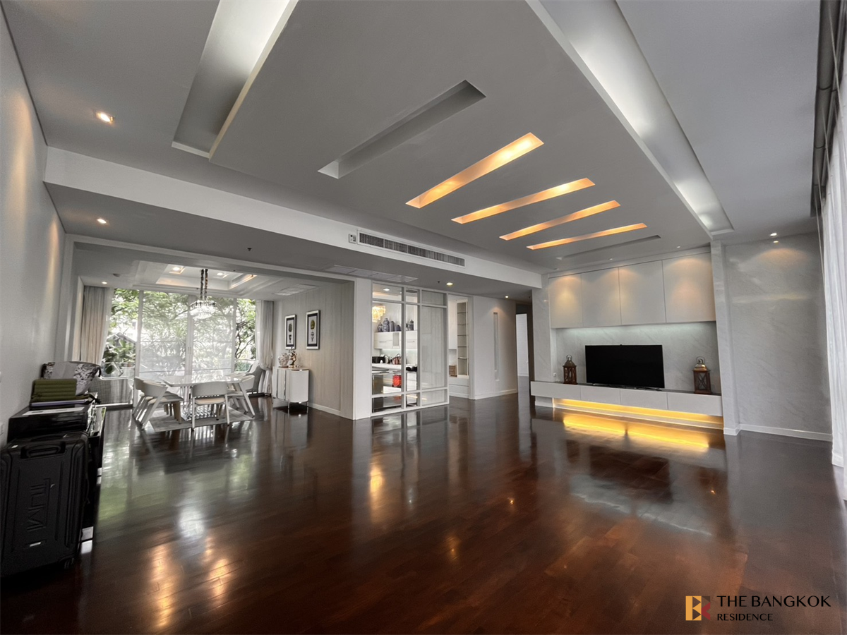 picture Domus 16,18 near BTS Asok Luxury Condo Ready to Move-in at the Best Location - 7/10