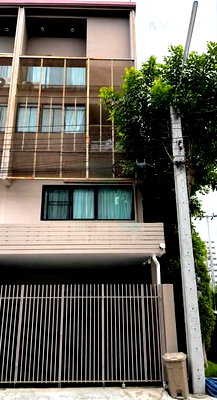 Townhouses for sale วิทยาลัยการชลประทาน : For Sell Town house HAUS NICHE CHAENGWATTANA 3-story 3 bedroom 3 bathroom