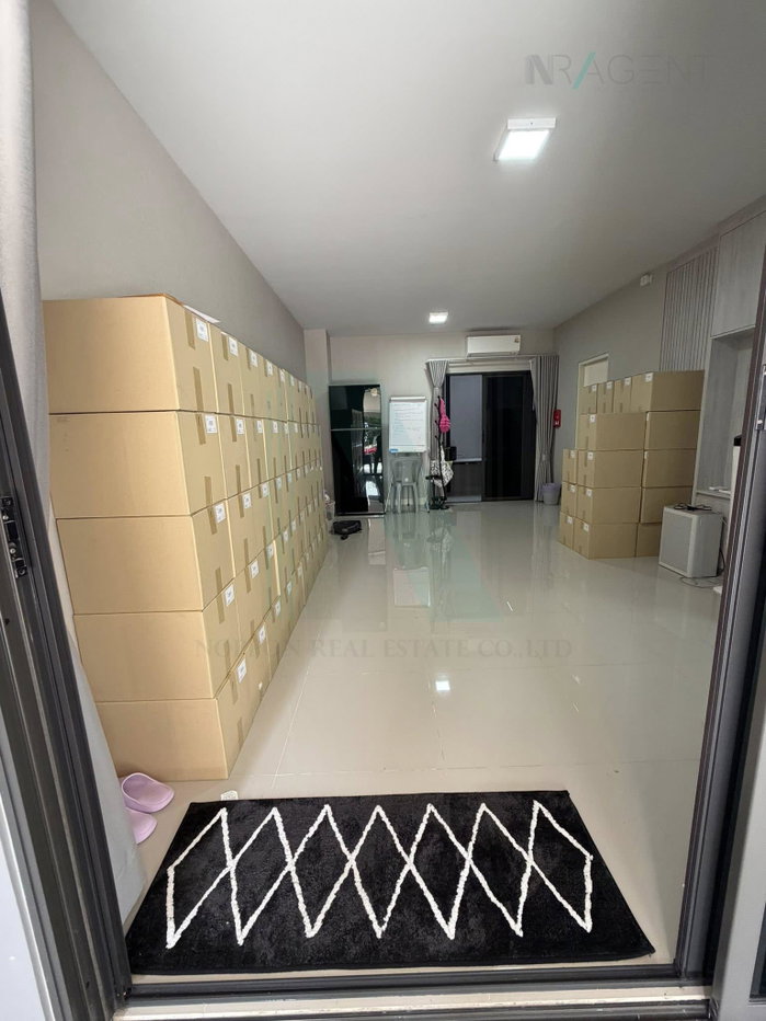 รูป 📌 ขายทาวน์โฮม โครงการ บ้านกลางเมือง สุขุมวิท-อ่อนนุช 3 ชั้น 3 ห้องนอน 3 ห้องน้ำ - รูปที่ 2/8