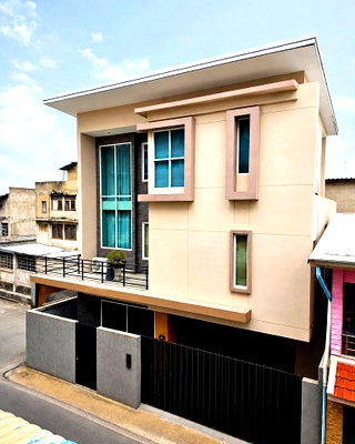 Houses for rent SYH Hospital : MRT Ramintra km. 4 200 m. Single house for rent, 3 floors, 4 bedrooms, 4 bathrooms, size 30 sq m., 360 sq m., near Foodland 500 m., Ramintra 65,