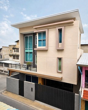 MRT Ramintra km. 4 200 m. Single house for rent, 3 floors, 4 bedrooms, 4 bathrooms, size 30 sq m., 360 sq m., near Foodland 500 m., Ramintra 65,