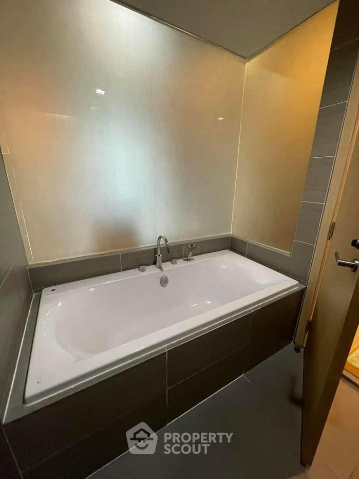 รูป ชั้น 24 ห้องนอน 2 ห้อง Siri At Sukhumvit ใกล้ BTS ทองหล่อ 200 ม. (ID 2834091) - รูปที่ 10/10
