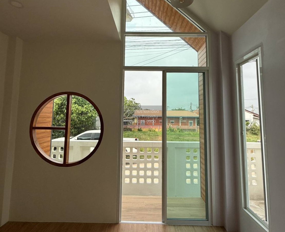 รูป ขายบ้าน  เพชรกาญจนา ตะเคียนเตี้ย บางละมุง ชลบุรี CX-155063 ✅ ทักไลน์ @connexproperty ตอบทันที ทีมงานมืออาชีพ ✅ - รูปที่ 10/12