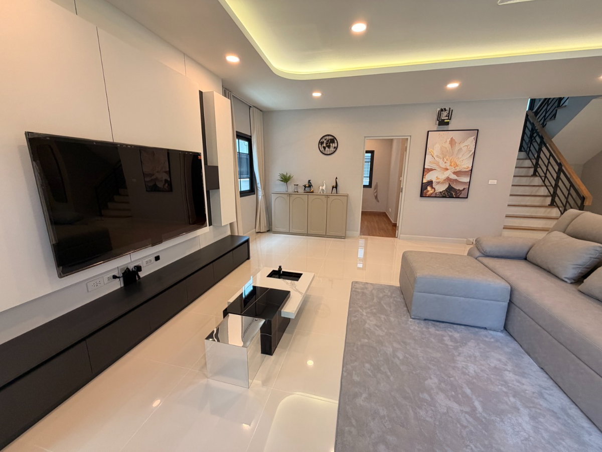 picture Modern Luxury House 4 bedrooms for Rent | Centro Bangna - 4/26