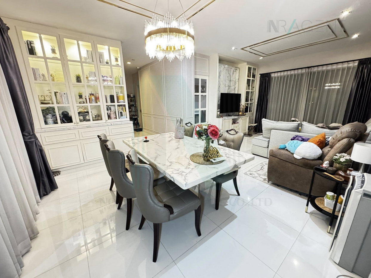 รูป 📌 ให้เช่าบ้านเดี่ยว 2 ชั้น บางกอก บูเลอวาร์ด พระราม 9 4 ห้องนอน 4 ห้องน้ำ - รูปที่ 3/8