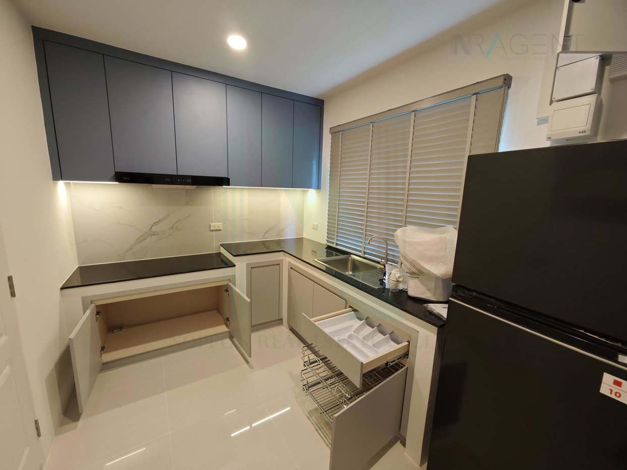 รูป 📌 ให้เช่าบ้านเดี่ยว 2 ชั้น เซนโทร วิภาวดี 4 ห้องนอน 5 ห้องน้ำ - รูปที่ 4/8