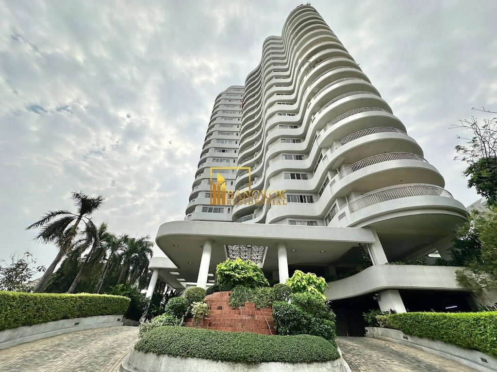 รูป Baan Suan Plu | Expansive 3 Bedroom Condo in Sathorn Area - BR18983CD - รูปที่ 45/47