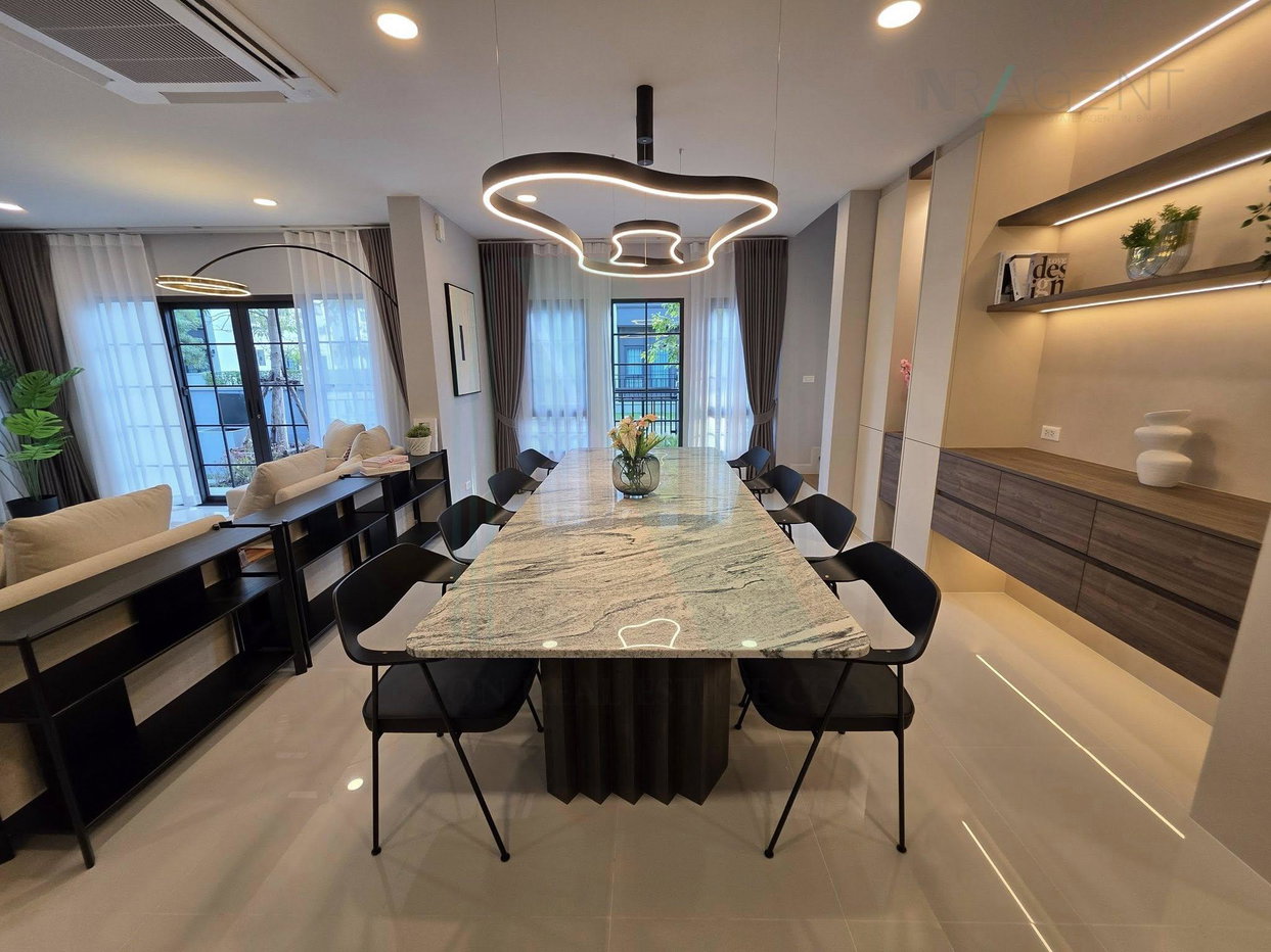 รูป 📌 ให้เช่าบ้านเดี่ยว 2 ชั้น เซนโทร บางนา 4 ห้องนอน 5 ห้องน้ำ - รูปที่ 3/8