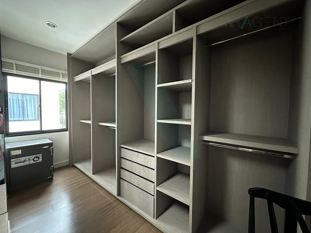 รูป 📌 ให้เช่าบ้านเดี่ยว 3 ชั้น บ้านลุมพินี สวนหลวง ร.9 5 ห้องนอน 5 ห้องน้ำ - รูปที่ 4/8
